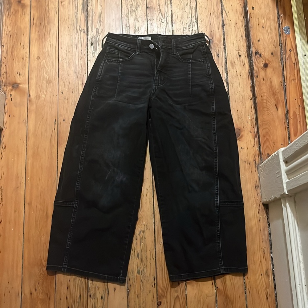 Barrel jeans size 24